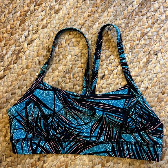Lululemon Sports Bra- Multicolored florals, size 6 - Picture 1 of 2